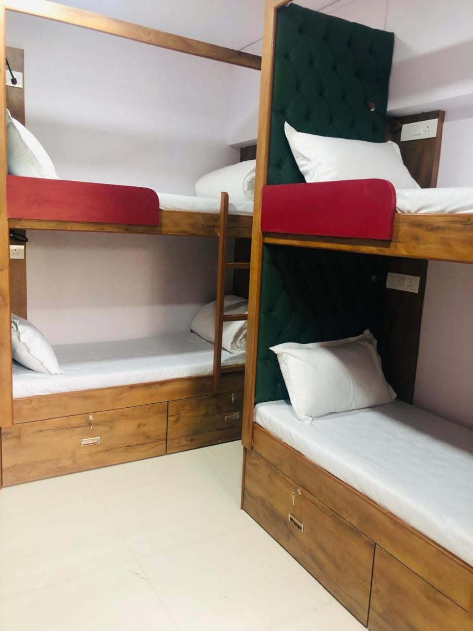 Everest Stays Rooms And Dormitory Mumbai Luaran gambar