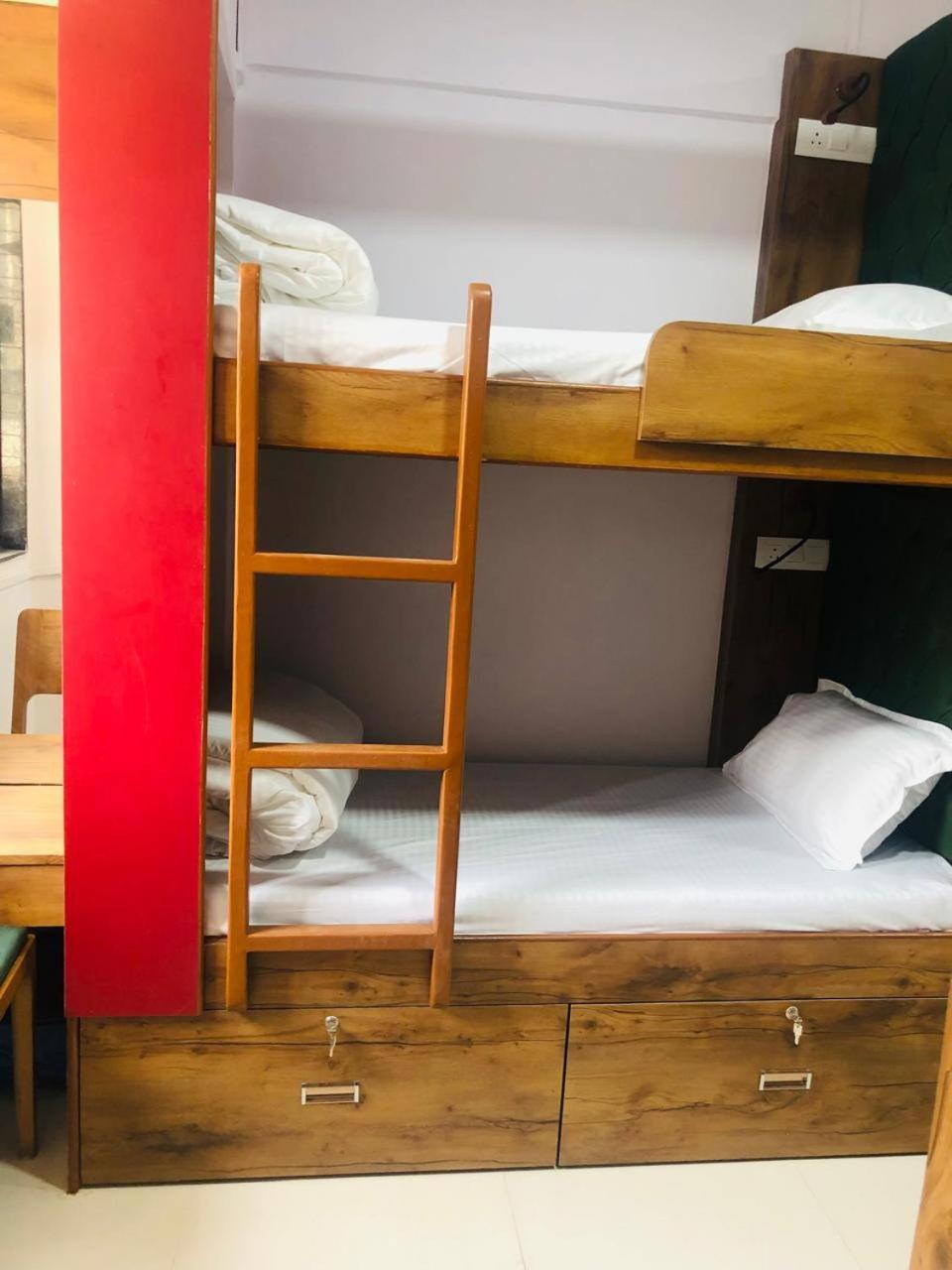 Everest Stays Rooms And Dormitory Mumbai Luaran gambar