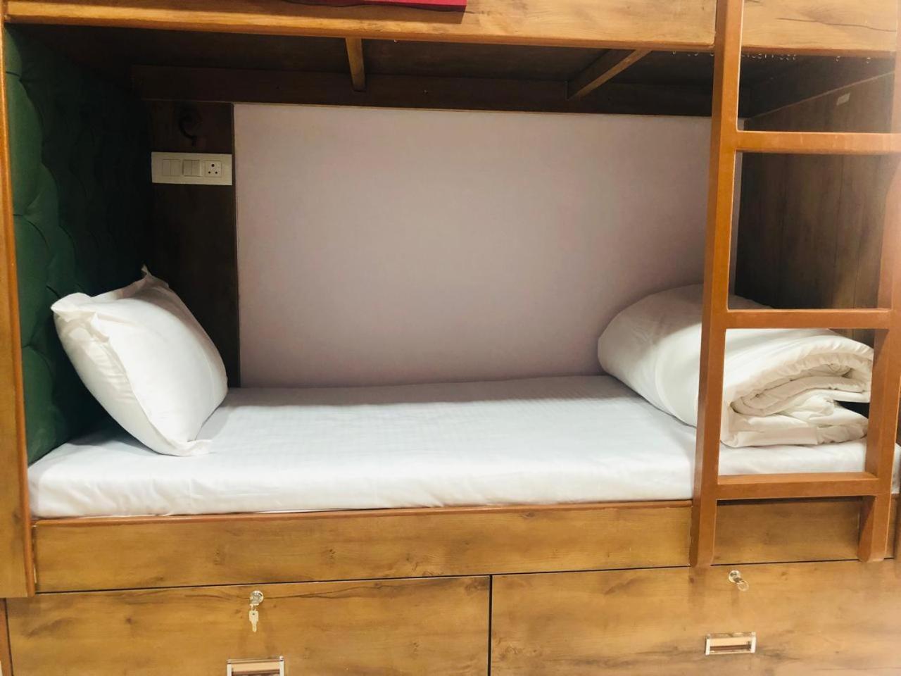 Everest Stays Rooms And Dormitory Mumbai Luaran gambar