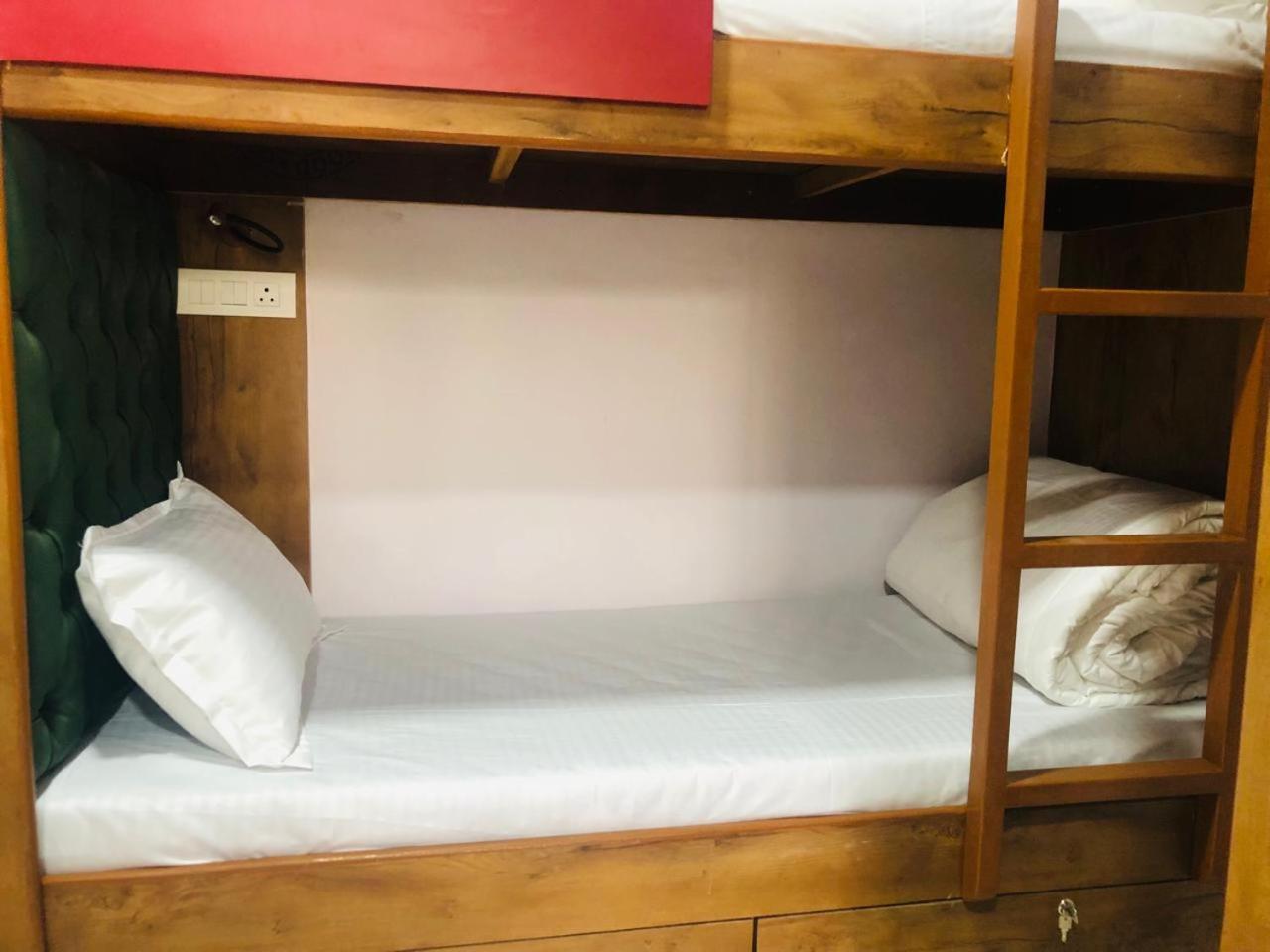 Everest Stays Rooms And Dormitory Mumbai Luaran gambar