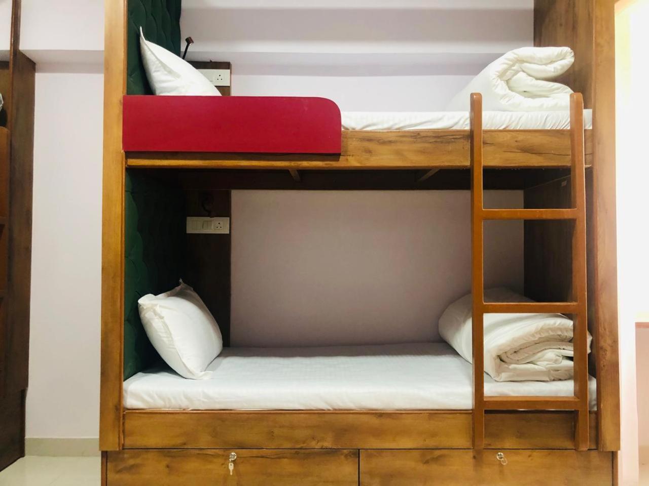 Everest Stays Rooms And Dormitory Mumbai Luaran gambar